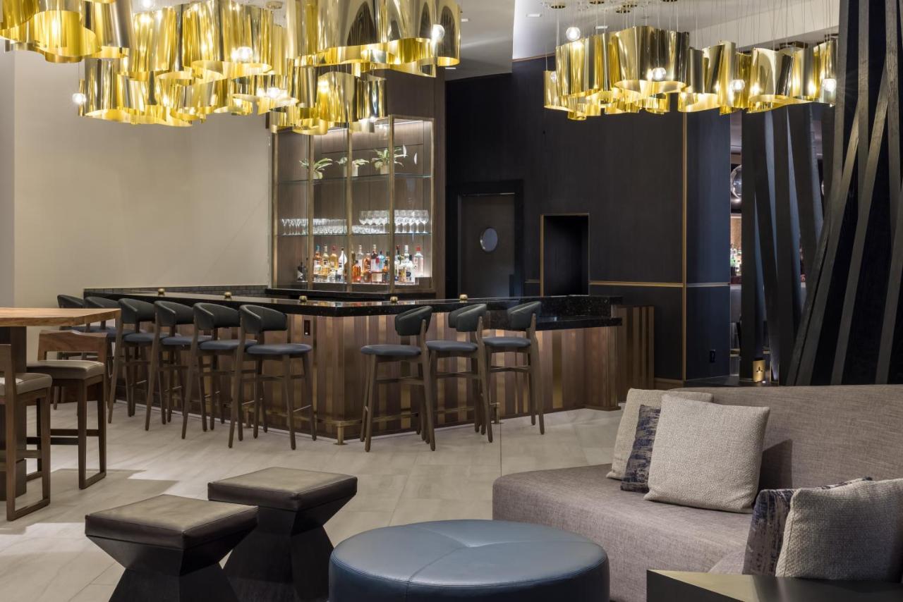 Richmond Marriott Otel Dış mekan fotoğraf