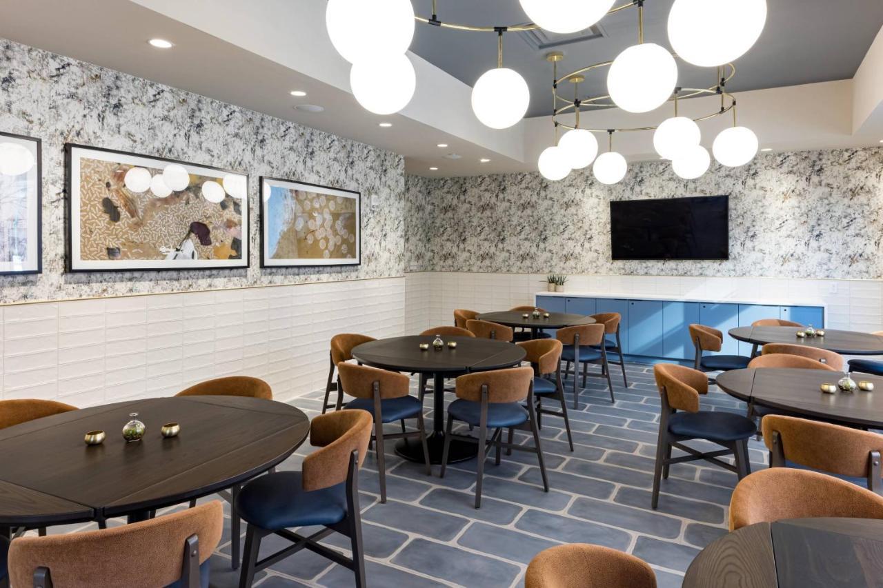 Richmond Marriott Otel Dış mekan fotoğraf