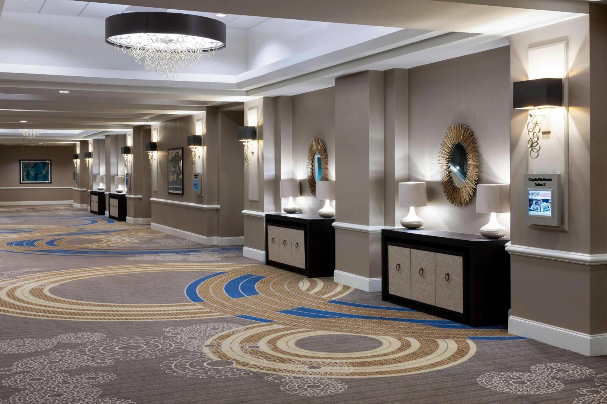 Richmond Marriott Otel Dış mekan fotoğraf